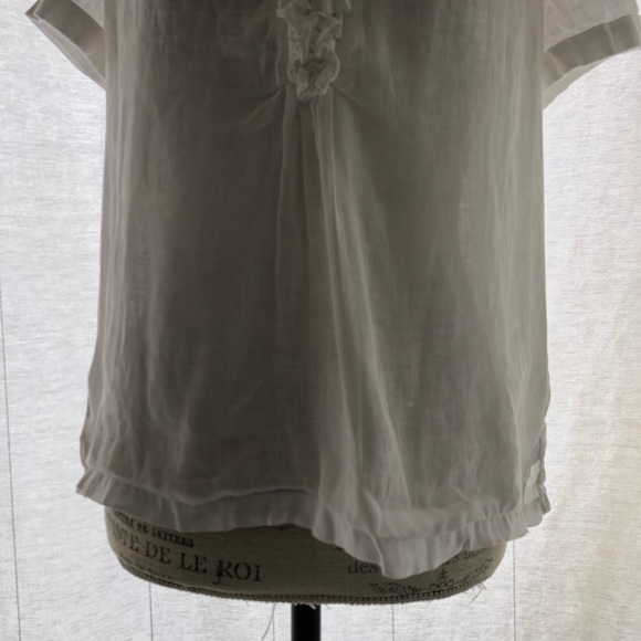 Talbots Petite Linen White Blouse Short Sleeve Ruffled Neckline - Picture 4 of 10
